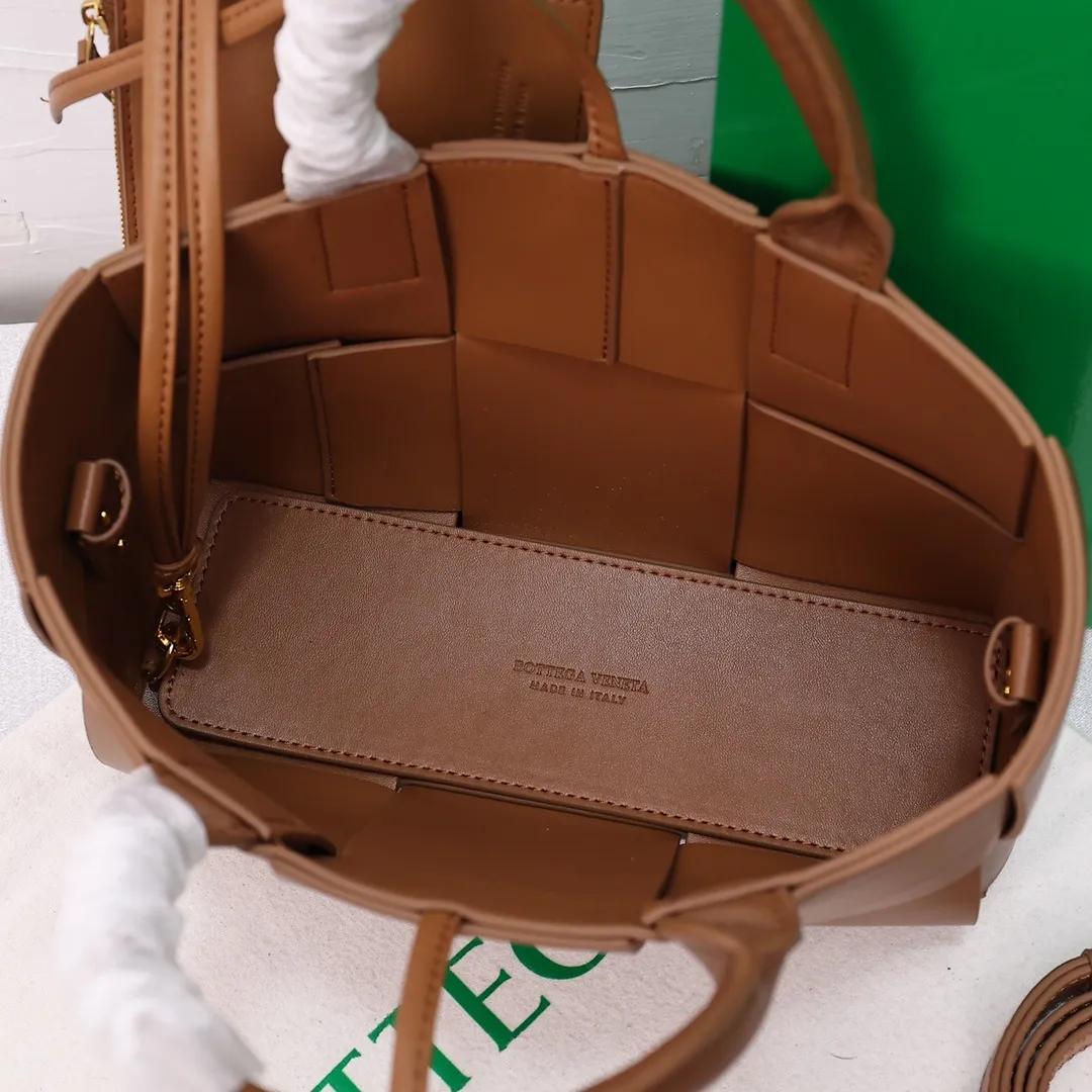All Categories Official Website "Brand Women's Bags" Women's Bags 💙 BV 2025 Official Website New BV Crossbody Bag